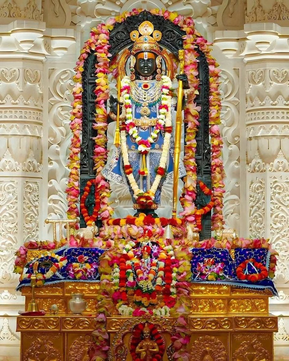 Shubhamt78's tweet photo. सदियों के त्याग, तपस्या और असंख्य रामभक्तों की आस्था के प्रतीक श्रीराम जन्मभूमि मंदिर की प्राण-प्रतिष्ठा का एक वर्ष पूर्ण होने पर सभी रामभक्तों को हार्दिक बधाई। 
जय श्रीराम🙏🏻🚩🚩🚩 https://t.co/kBCMBKF9sZ
