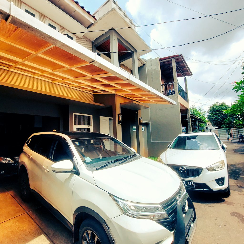 Warga RT 005 RW 010 tweet media