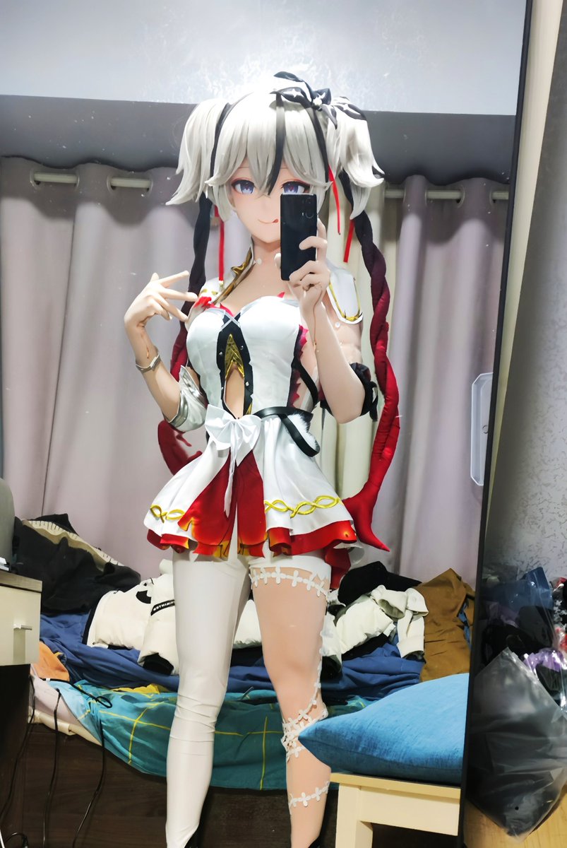 是椿哦~
#ツバキ #椿 #Camellya
#鳴潮 #着ぐるみ #kigurumi