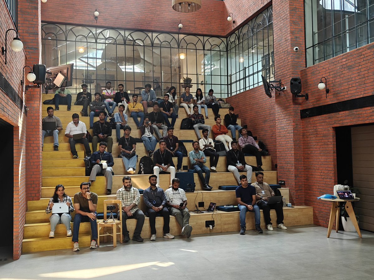 hackmum's tweet image. Opening #dotnetconf24mum @bookmyshow , @shanselman shares his joy of modernising @dotnet applications, chronicling his journey of upgrading his #dotnet app from #dotnetframework to #dotnet8