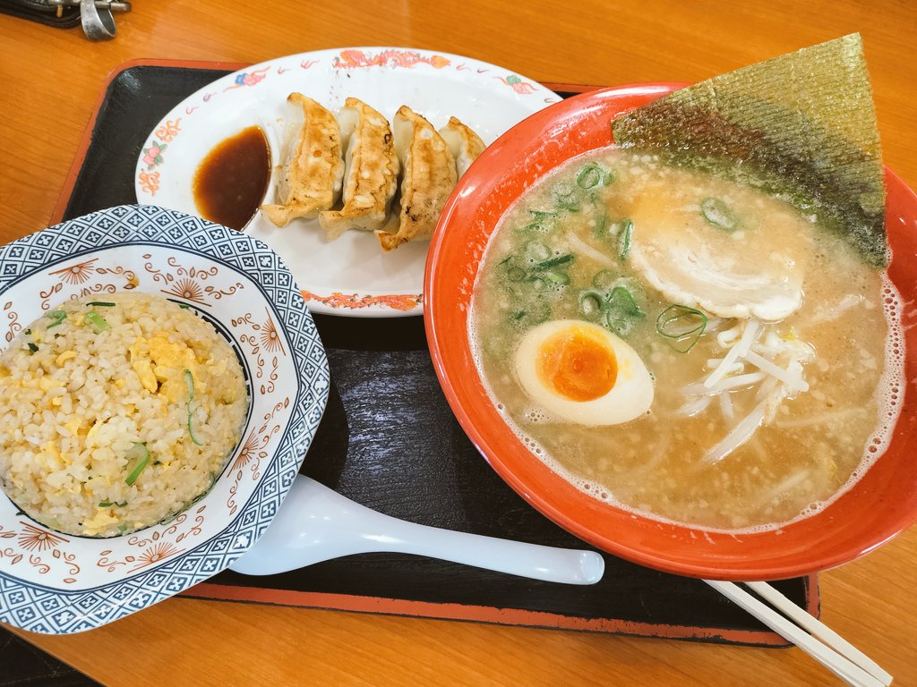 MstkS4926's tweet photo. ラーメン🍜ツーリング
#ツーリング　#にんたまラーメン　#茨城　#StreetBob　#FXBB #ハーレー https://t.co/999rQhER9I