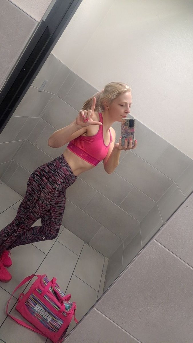 PerfPersephone's tweet image. The body you crave but will never have. Continue to send and worship my glory and magnificence while I simply exist.

Findom paypig