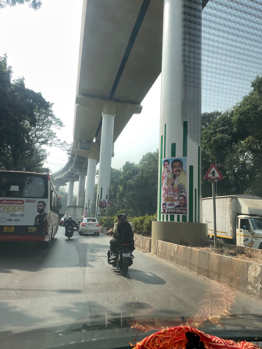AayushiShah18's tweet image. Nonsense use of money. Better not be from state fund.

From Mulund to Powai. Almost 200 plus posters to wish birthday.

@mybmc 
@BJP_for_MCGM  @MumbaiPolice