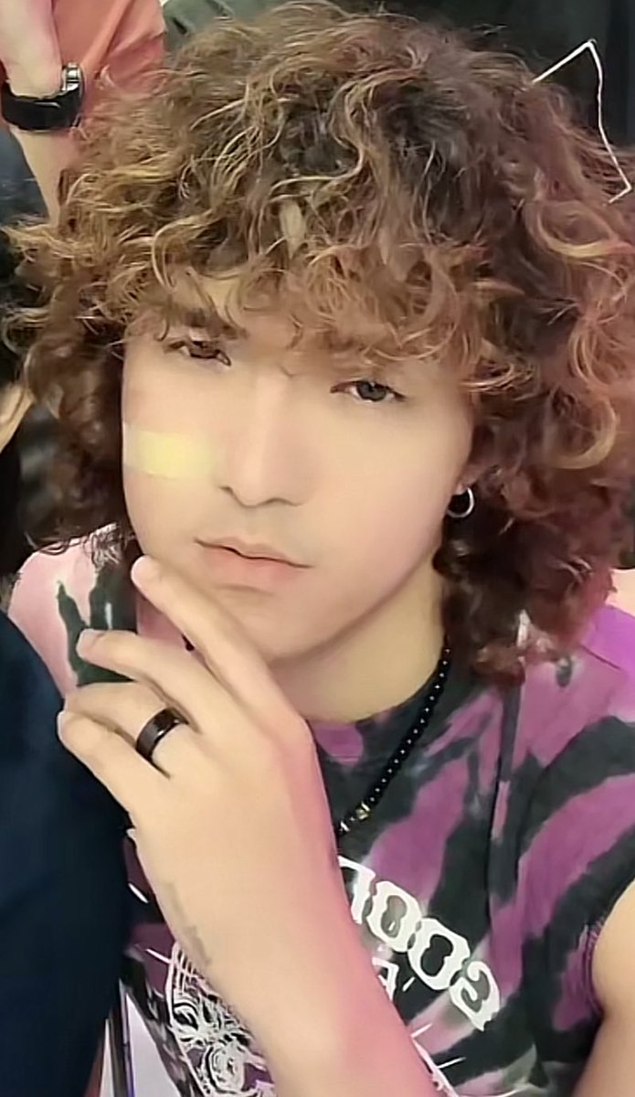 RubeUbie's tweet image. Pwede na po lutuin yung noodles!! Ay si JP pala yan😆 

JPillar OF PRESS HIT PLAY
@PressHitPlay @JPsoliva
#PHPJPCurlPower #Press_Hit_Play