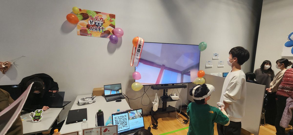 myaro_dev's tweet photo. 工芸大学でゲーム開発者の方々に会えて楽しかったです！

未来の日本のゲーム業界を導いてくださる学生たちを応援します！

재밌었다! https://t.co/rh4oC6UH1a