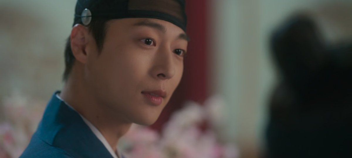 daheeverse's tweet photo. my little coffee prince drama *giggles*
#CheckinHanyang #CheckinHanyangEp6 https://t.co/O4ZsczAzWT