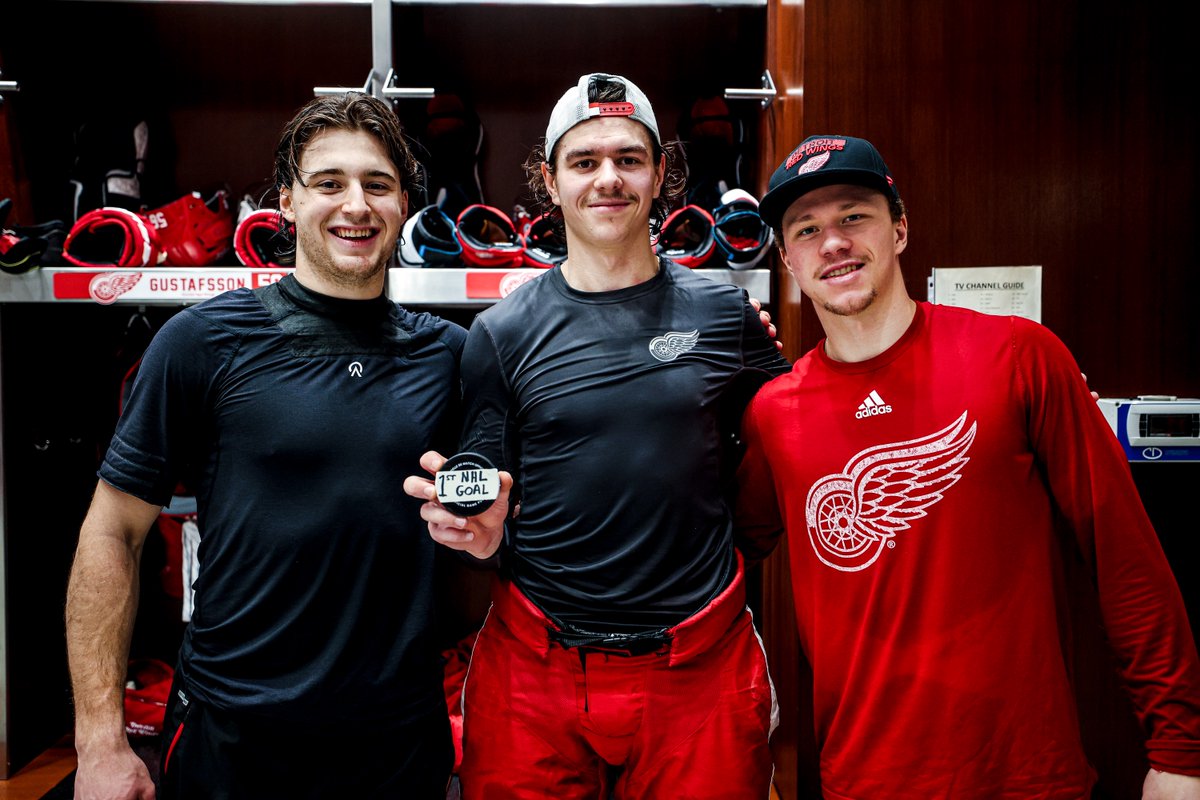 Ett minne för livet för Albert Johansson ❤️ 

📸: Detroitredwings