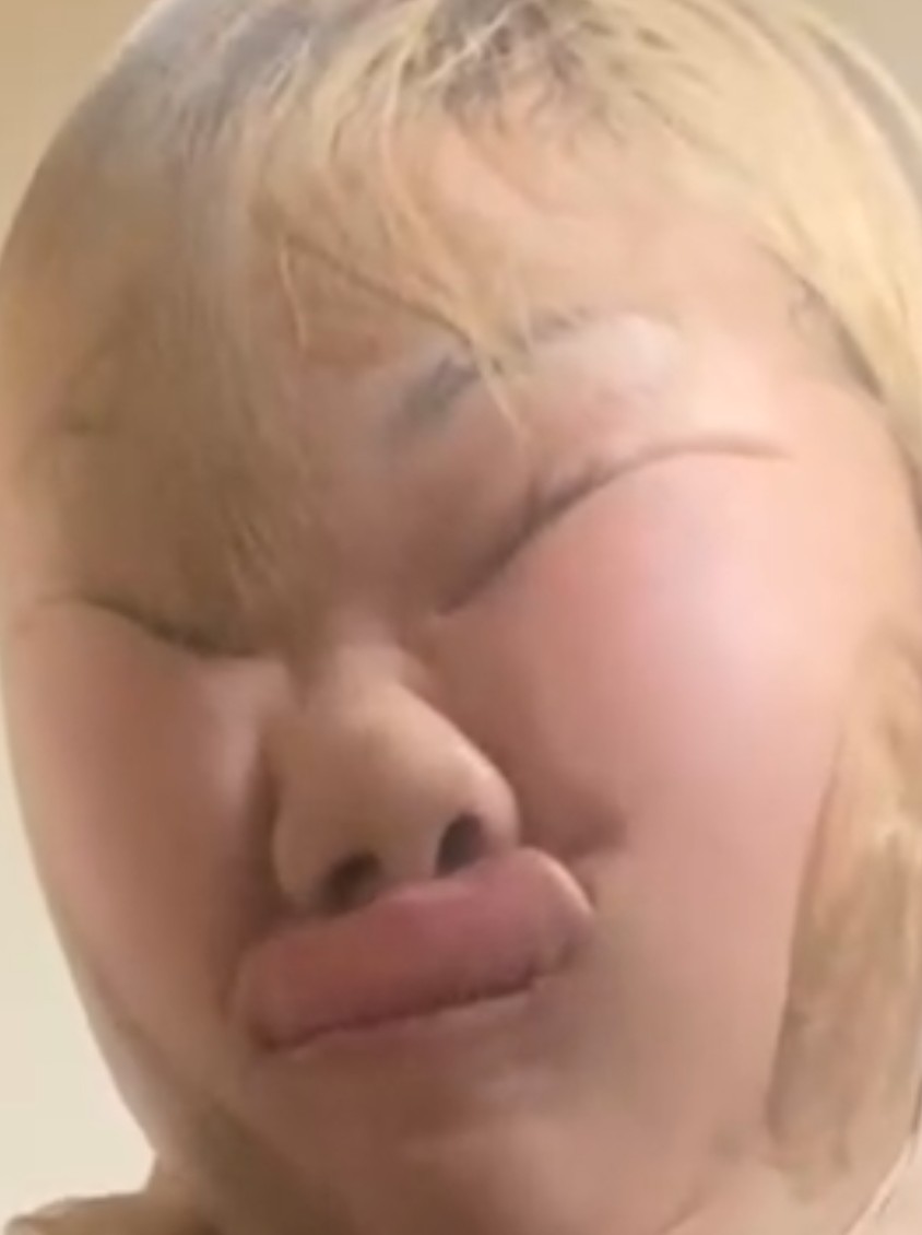 素人パンスト画像 / X