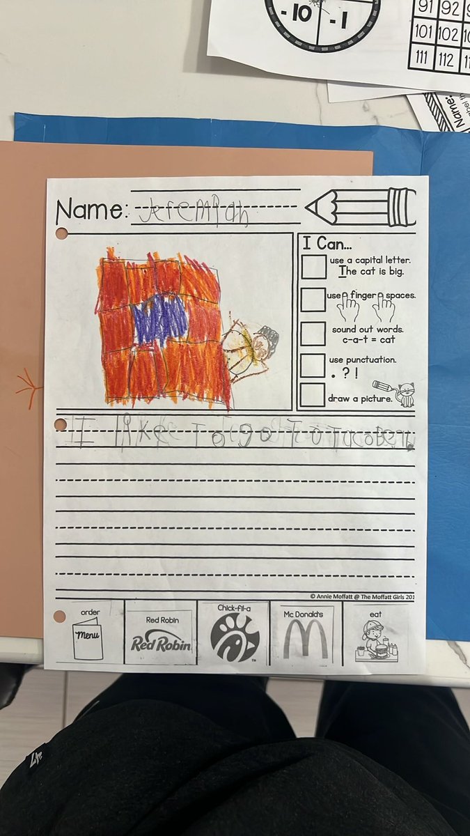 DatAsianPapi1's tweet photo. Got my son hooked on @tacobell https://t.co/F2SMwtylR1