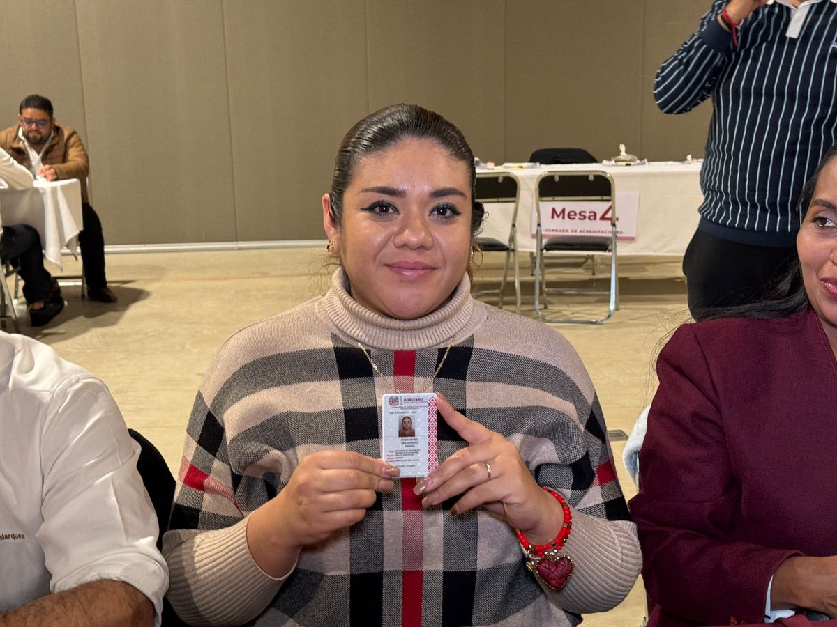 JC_GMarquez's tweet photo. Esta noche junto a mis compañeras regidoras y regidores del H. Ayuntamiento de Santa Lucía del Camino (@SantaLucia_Ayto) asistimos a la Jornada de Acreditación de Autoridades Municipales coordinada por la Secretaría de Gobierno (@SEGO_Oax) acto que formaliza la validez de ser autoridades que fueron elegidos por una elección. 

¡Vamos juntos y juntas a construir el 2do piso de la Cuarta transformación de Santa Lucía del Camino!