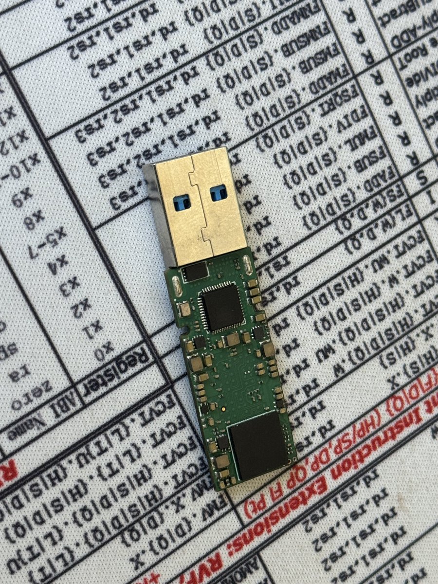 GLGH_'s tweet image. NX896 2T MT29F2T08GELBEJ UDisk SM2259XT2