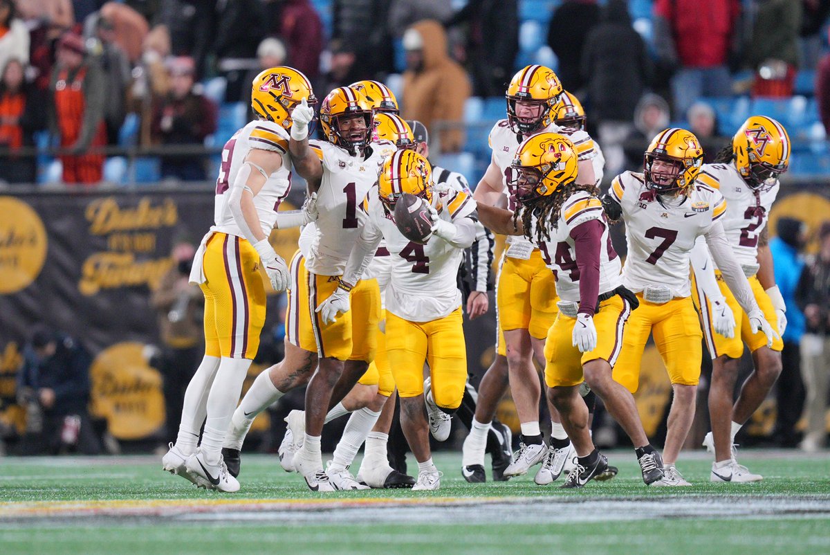 Minnesota Football (@gopherfootball) on Twitter photo Thatโs a Za'Quan Bryan INT in the red zone!!
The #Gophers have possession with a two score lead in the <a href="/DukesMayoBowl/">Duke's Mayo Classic</a>! Just 3:26 to go!
#RTB #SkiUMah #Gophers Thatโs a Za'Quan Bryan INT in the red zone!!
The #Gophers have possession with a two score lead in the <a href="/DukesMayoBowl/">Duke's Mayo Classic</a>! Just 3:26 to go!
#RTB #SkiUMah #Gophers