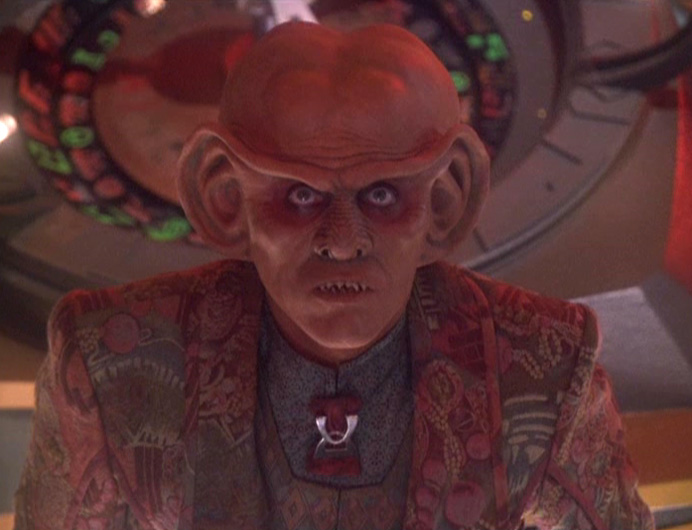JanelleWaz's tweet photo. Quark: THE LINE HAS TO BE DRAWN HERE! THIS FAR AND NO FURTHER! #DS9 #TheDogsOfWar #allstartrek https://t.co/oSTO07qOTx