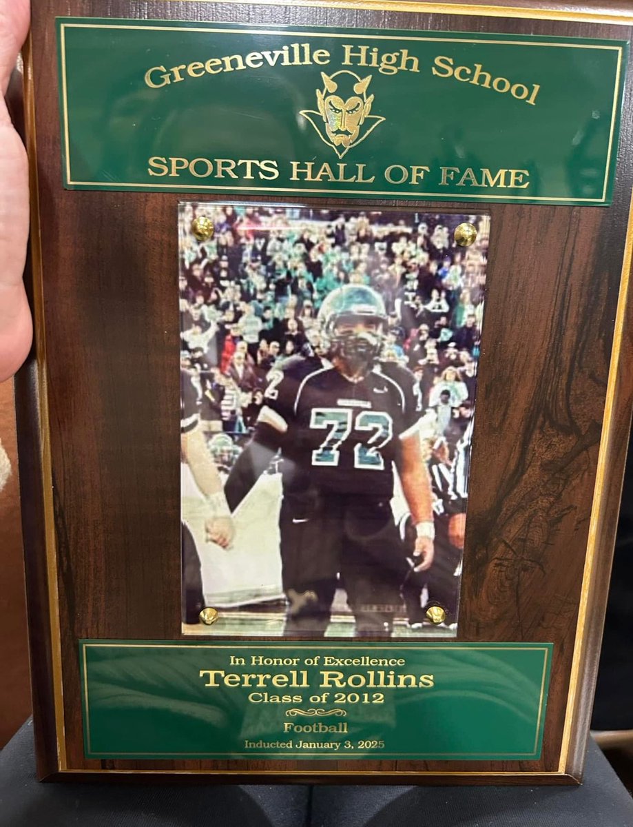 GreeneDevilsFB's tweet photo. Congratulations to Greene Devil @RollinsTerrell for being inducted into the Greeneville High School Sports Hall Of Fame. Terrell was a member of the 2010 &amp; 2011 4A State Championship Teams. Additionally, he was the recipient of the 2011 Mr. Football Lineman of the Year. Go Devils https://t.co/H1a2OYXaxi