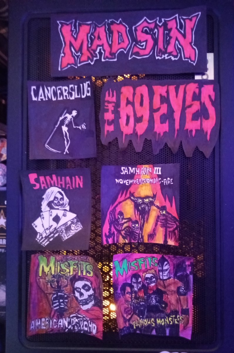 thebagonline's tweet photo. One of my goals for the new year is to draw and color more, so here is some shit I been doing these past few nights. 🍺🤘 https://t.co/Ld8nWWALBP