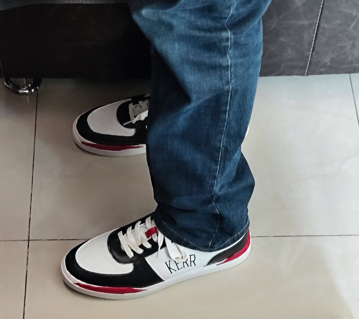defthead's tweet image. #customsneakers #notcoolpeople #theforgotten #fuegalab #bulls #stevekerr