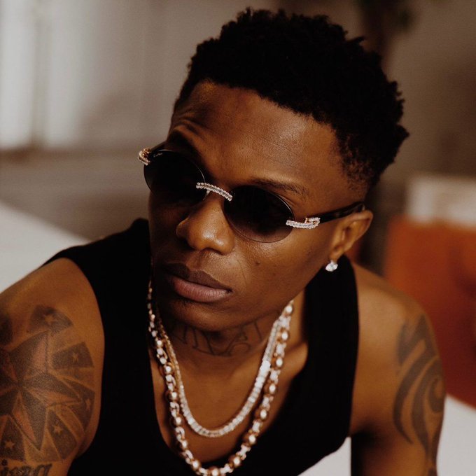 WORLDMUSICAWARD's tweet photo. #Wizkid's "Bad For You" ft. #JazmineSullivan has been ranked the #1 Best Afrobeats song of 2024 by EBONY! 👏🦅🥇🌴🥁🪘🎶2⃣0⃣2⃣4⃣🔥👑👑💚🤍 https://t.co/bhiZgQ1yoz