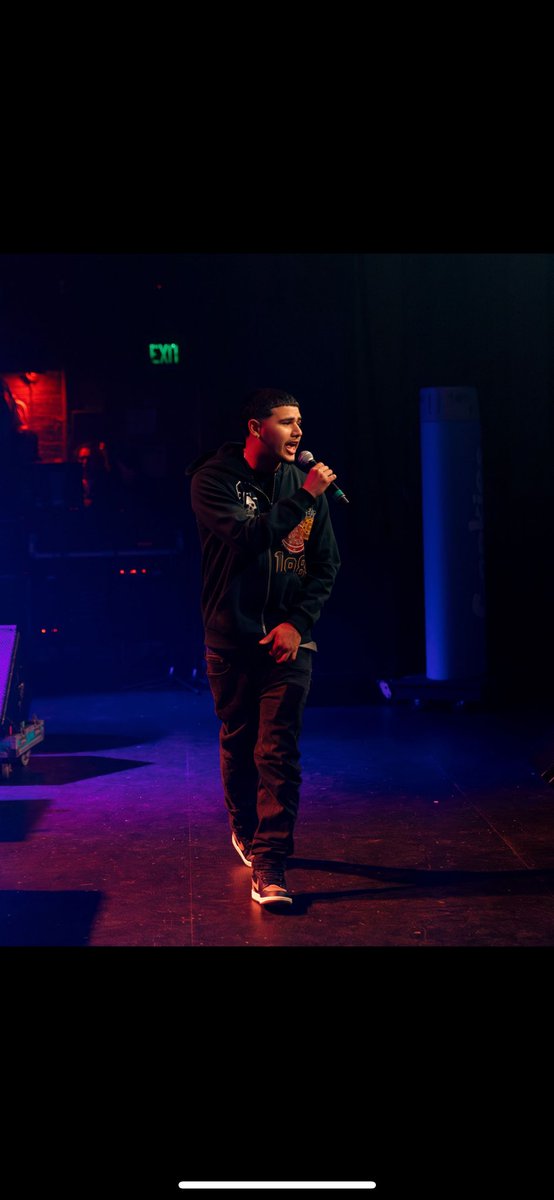mndomusic's tweet photo. Sold out the Warfield to end off 2024❤️‍🔥 https://t.co/gklK0DYLkD