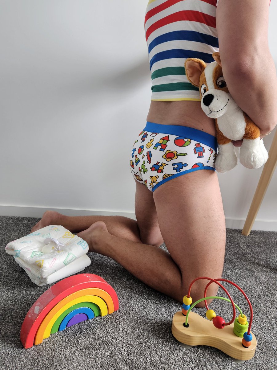 🎉 GIVEAWAY TIME!  🎉

We're celebrating the release of our newest design by giving away a pair to one lucky Rugrat! 🩲

To enter:
1️⃣ Follow ✅️
2️⃣ Like ❤️
3️⃣ Repost 🔄

The winner will be randomly drawn and announced on the 2nd Feb! Good luck, kiddos!
#ABDL #ageplay #briefs