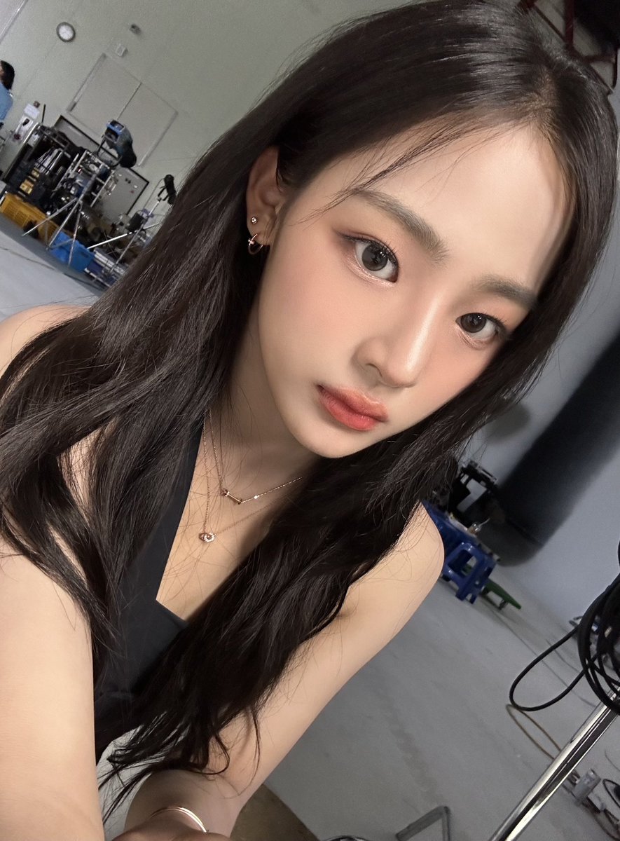 minji pics (@minjigallery) on Twitter photo 