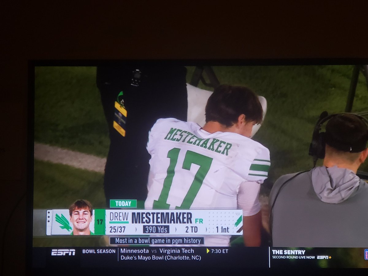 RadDadATX (@raddadatx) on Twitter photo Not a bad day for <a href="/DrewMestemaker/">Drew Mestemaker</a>
Just an all time Team Bowl Record in his 1st Ever College Start
#ViperStrike 🐍 🏈
<a href="/VHSFootball/">Vandegrift Football</a> Not a bad day for <a href="/DrewMestemaker/">Drew Mestemaker</a>
Just an all time Team Bowl Record in his 1st Ever College Start
#ViperStrike 🐍 🏈
<a href="/VHSFootball/">Vandegrift Football</a>