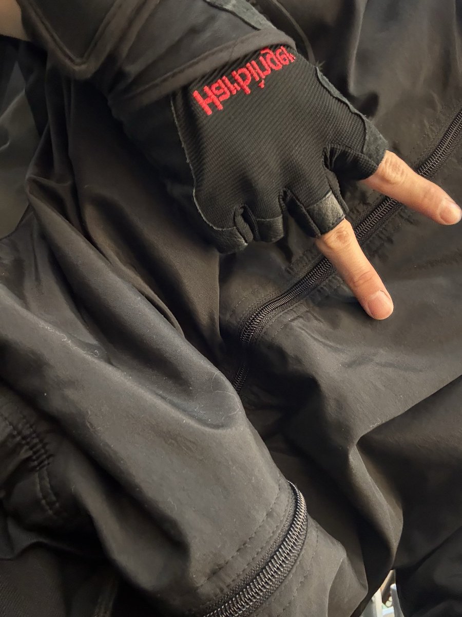 OFARTlSANS's tweet image. 𝙉𝙚𝙬 𝙥𝙤𝙨𝙩 𝙛𝙧𝙤𝙢: @𝙮𝙤𝙪𝙧𝙘𝙝𝙚𝙞𝙧𝙤𝙥𝙝𝙞𝙡𝙚