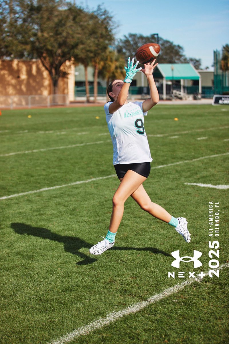 LianiGil10's tweet image. Grateful to have been part of the 2025 @UANextFootball All-America Girls Flag Football Team. An unforgettable experience! Thank you to Under Armour, the incredible coaches, and all the talented players who made this event so special.