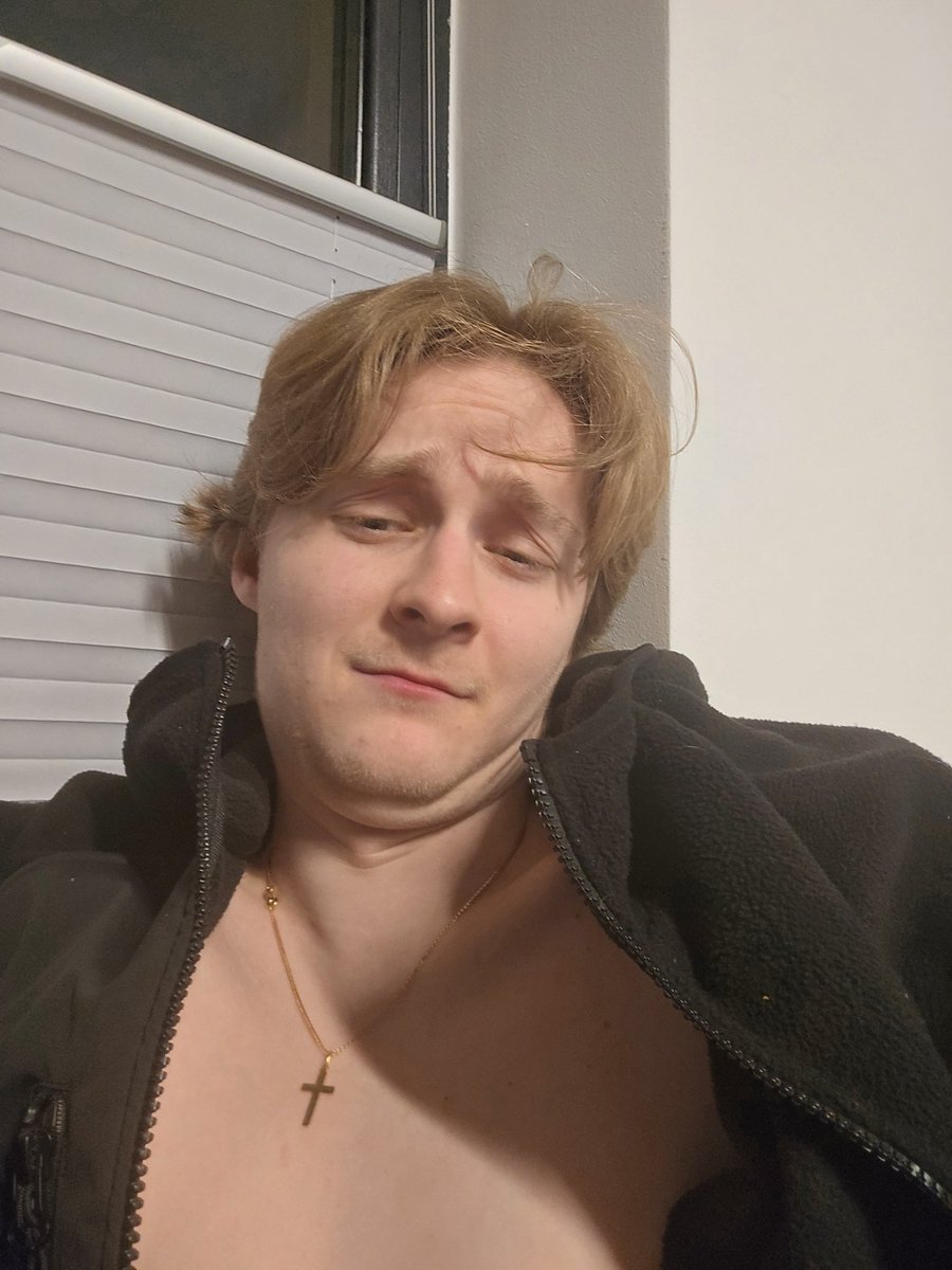 <a href="/PJayPL/">PJay</a> <a href="/k4lusi4/">kala</a> <a href="/therealDadds/">Dadds</a> <a href="/DAtSereK/">SereK</a> <a href="/Dimulec__/">Dymitr Bagiński</a> <a href="/DawidZwany/">Dawiddd</a>