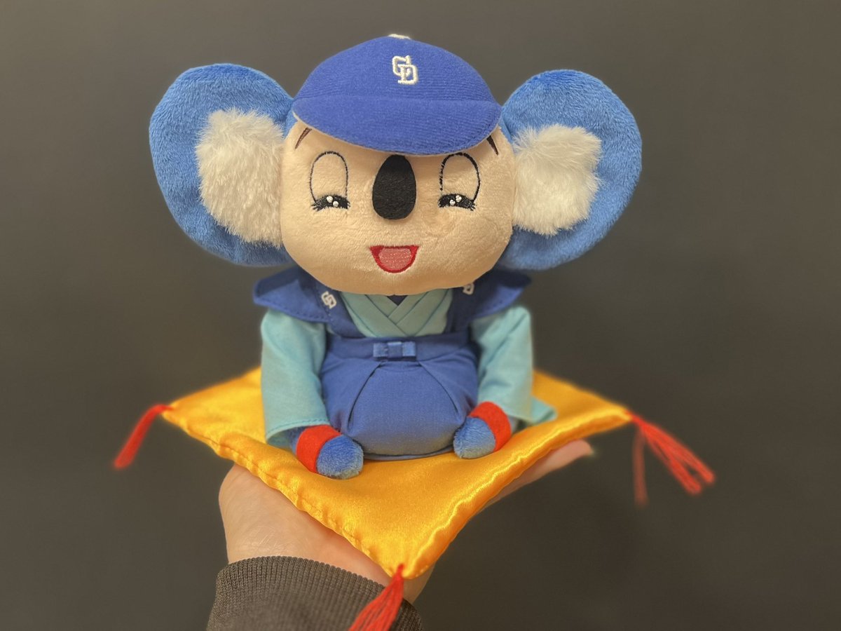 新商品情報🐨 ＼ 『ぬいぐるみ福ドアラ』 2,860円(税込) 去年も大人気