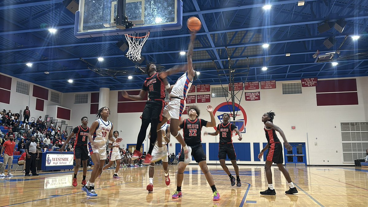 .<a href="/a1drion/">Aldrion Jones (AJ)</a> has been active in the first quarter. <a href="/WestsideMBB/">Westside Men’s Basketball</a> leads Baldwin 31-26 at halftime in a competitive Region 4-AAA matchup!,