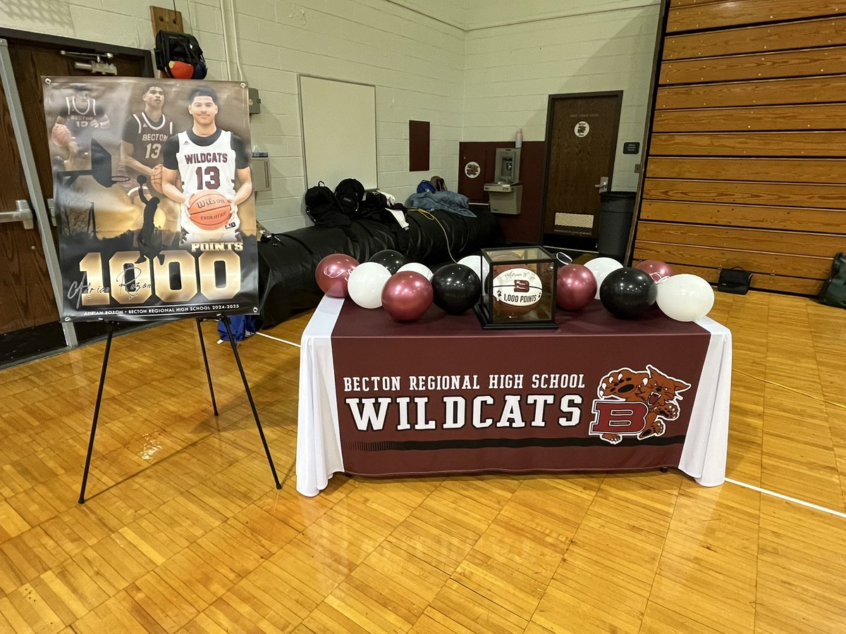 BectonAthletics's tweet image. Congratulations Senior Adrian Rozon  hitting his 1,🏀🏀🏀 Career Point at tonight's game. 🐾 🅱️  #BectonAthletics #BectonsBest #BectonWildcats #1000PointClub
@NJICathletics 
@VarsityAces 
@BectonHS