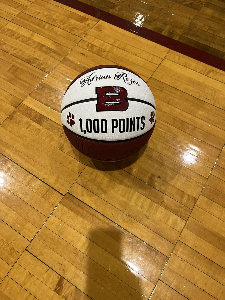 BectonAthletics's tweet image. Congratulations Senior Adrian Rozon  hitting his 1,🏀🏀🏀 Career Point at tonight's game. 🐾 🅱️  #BectonAthletics #BectonsBest #BectonWildcats #1000PointClub
@NJICathletics 
@VarsityAces 
@BectonHS