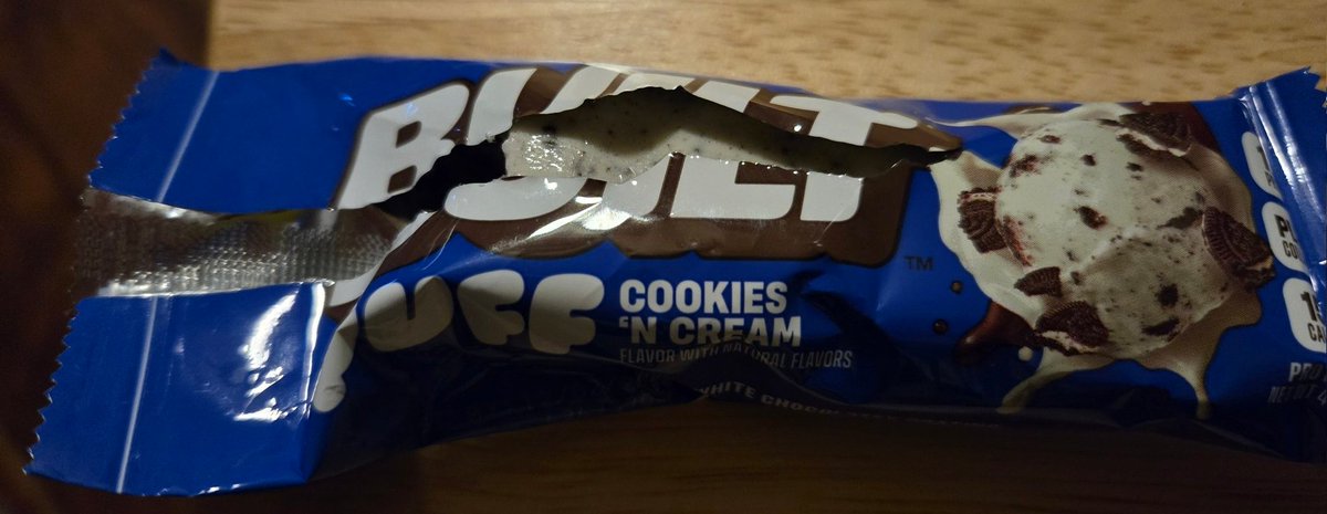 RachelinHeaven's tweet image. The cookies 'n cream are my favorite #BuiltPuff so far that I have tried but they all are so good!