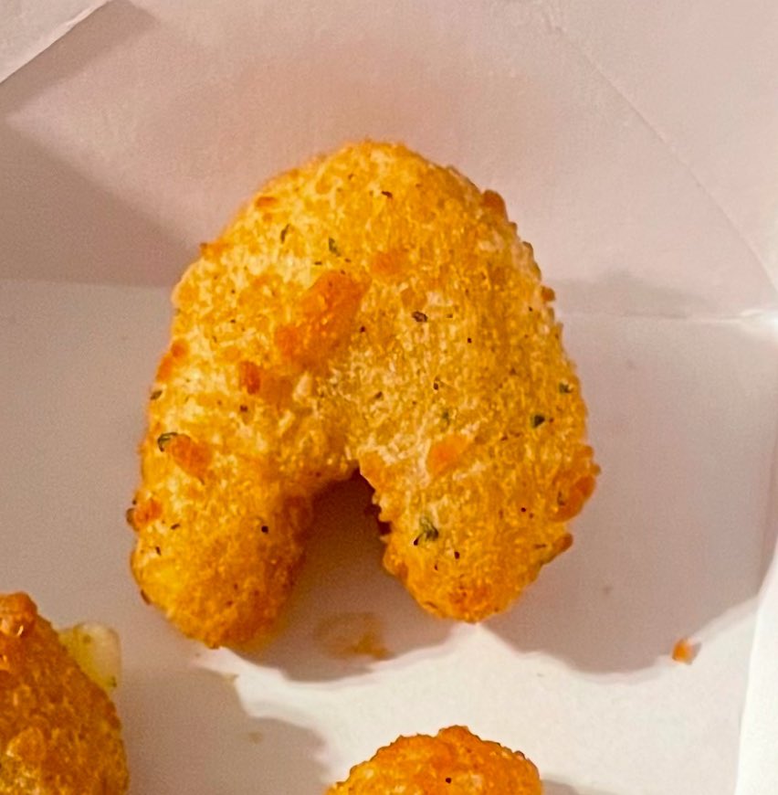 tyThunder_77's tweet image. There is an impostor among us… @culvers @AmongUsGame