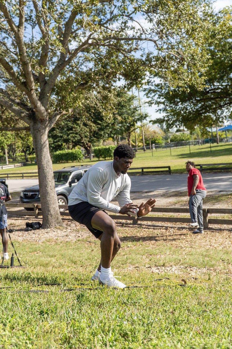 Let’s ride <a href="/FIUFootball/">FIU Football</a> <a href="/HCWillieSimmons/">Coach Willie Simmons</a> <a href="/CoachEdPata/">Edwin Pata 🇭🇹</a> <a href="/FIU247/">😎</a> <a href="/InsiderFiu305/">FIU insider</a>