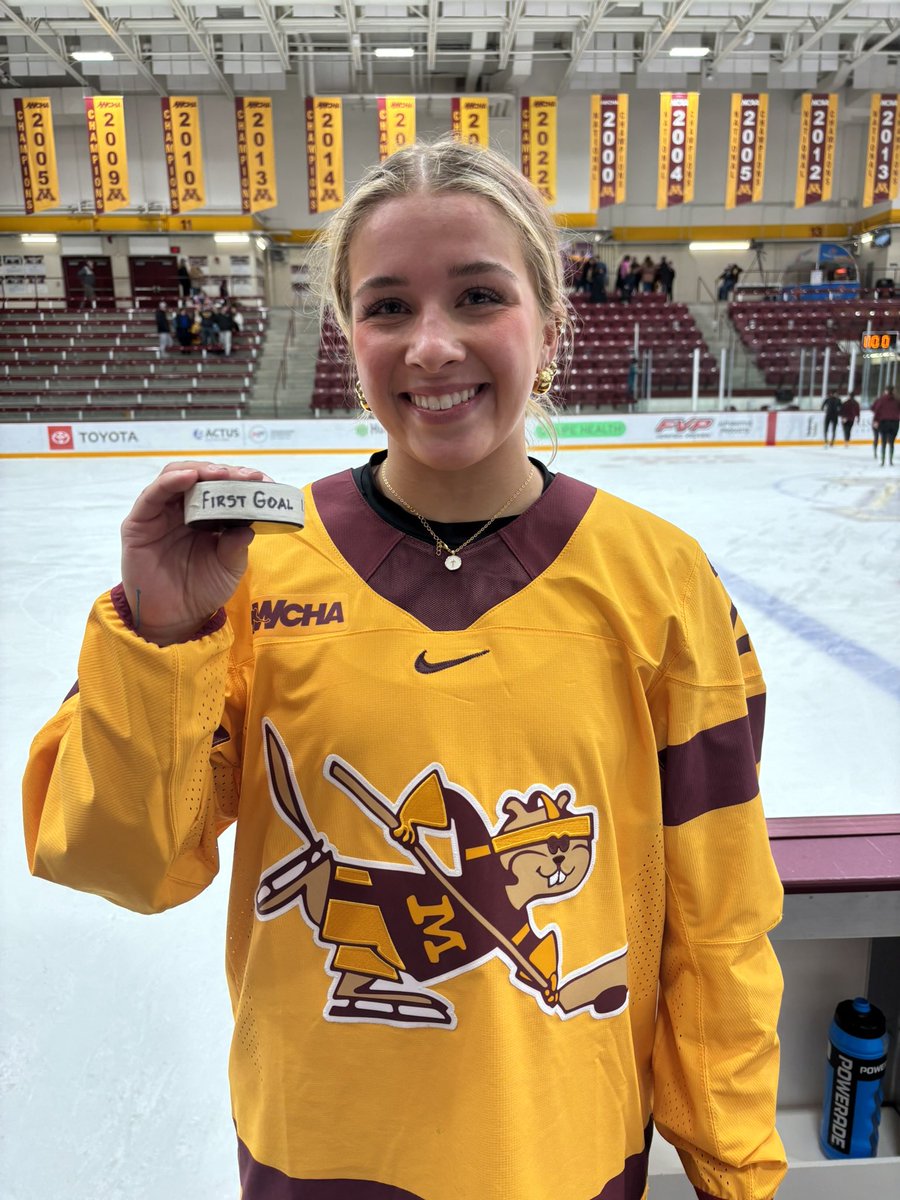 𝔼𝕝𝕜 ℝ𝕚𝕧𝕖𝕣’𝕤 𝔽𝕚𝕟𝕖𝕤𝕥 〽️

Carly Humphrey tallied her 𝔽𝕚𝕣𝕤𝕥 𝔾𝕠𝕡𝕙𝕖𝕣 𝔾𝕠𝕒𝕝™️ tonight!