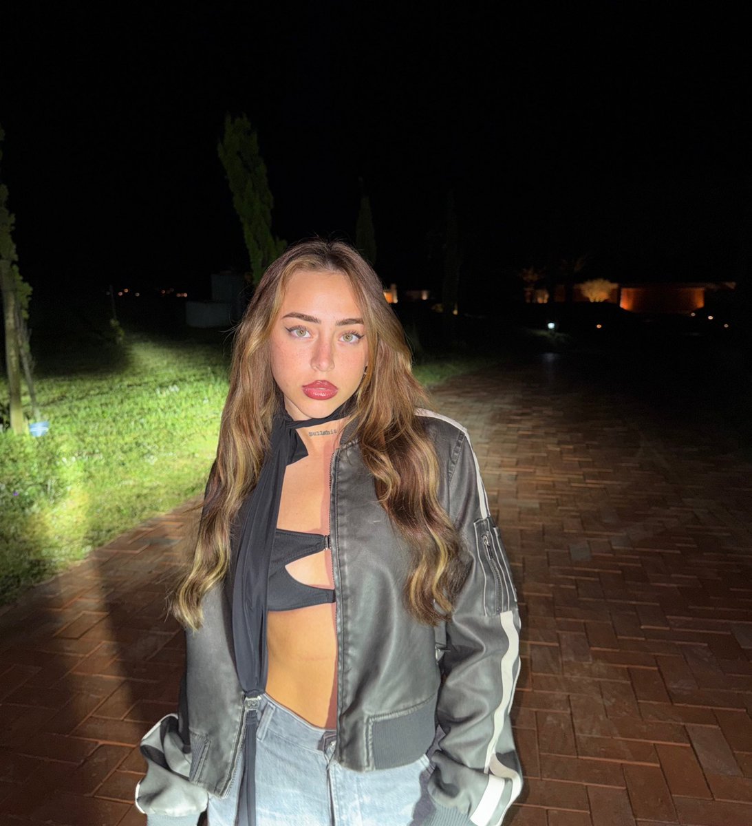 nicole (@nicki_nicole19) on Twitter photo 