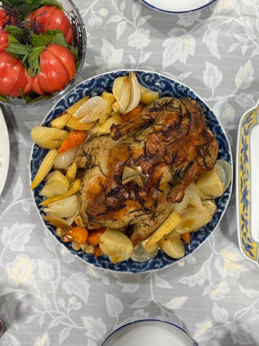 yamatokakeru_'s tweet image. YouTube登録者
350人とっぱー！！

皆様ありがとうございます😆

この前食べたアヒルの丸焼き。
うまかった！

#dack #あひる #アヒル
#ペット #動物 #鳥 
#可愛い #高級ダウン 
#メンヘラ #ストーカー 
#YouTube #登録者 

#チャンネル　名は
「アヒル無しでは生きていけない
身体になってしまった」