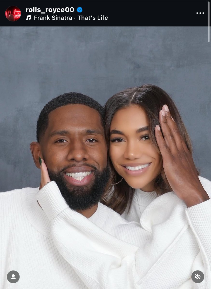 nbagossippp's tweet image. Royce O’Neale pops out with actress girlfriend Paige Hurd 😍.
