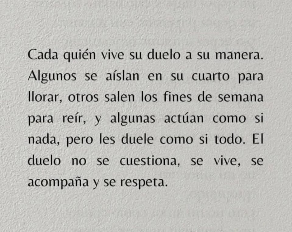 _Maria__Maria_'s tweet image. ¿Alguien le puede explicar a Daniela Aranguiz lo que es un duelo? #OnlyFama