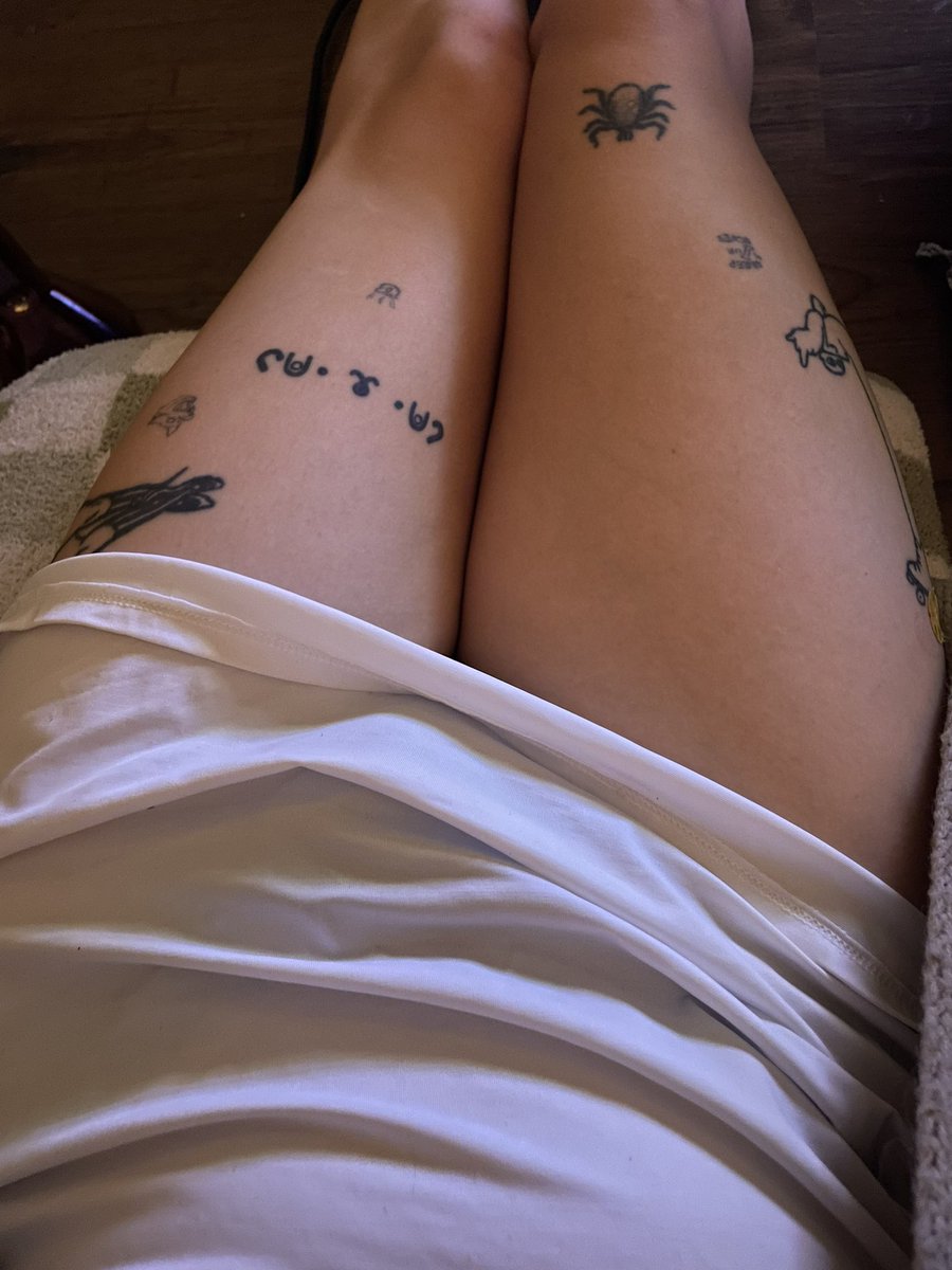 Babybloodbjorn tweet media