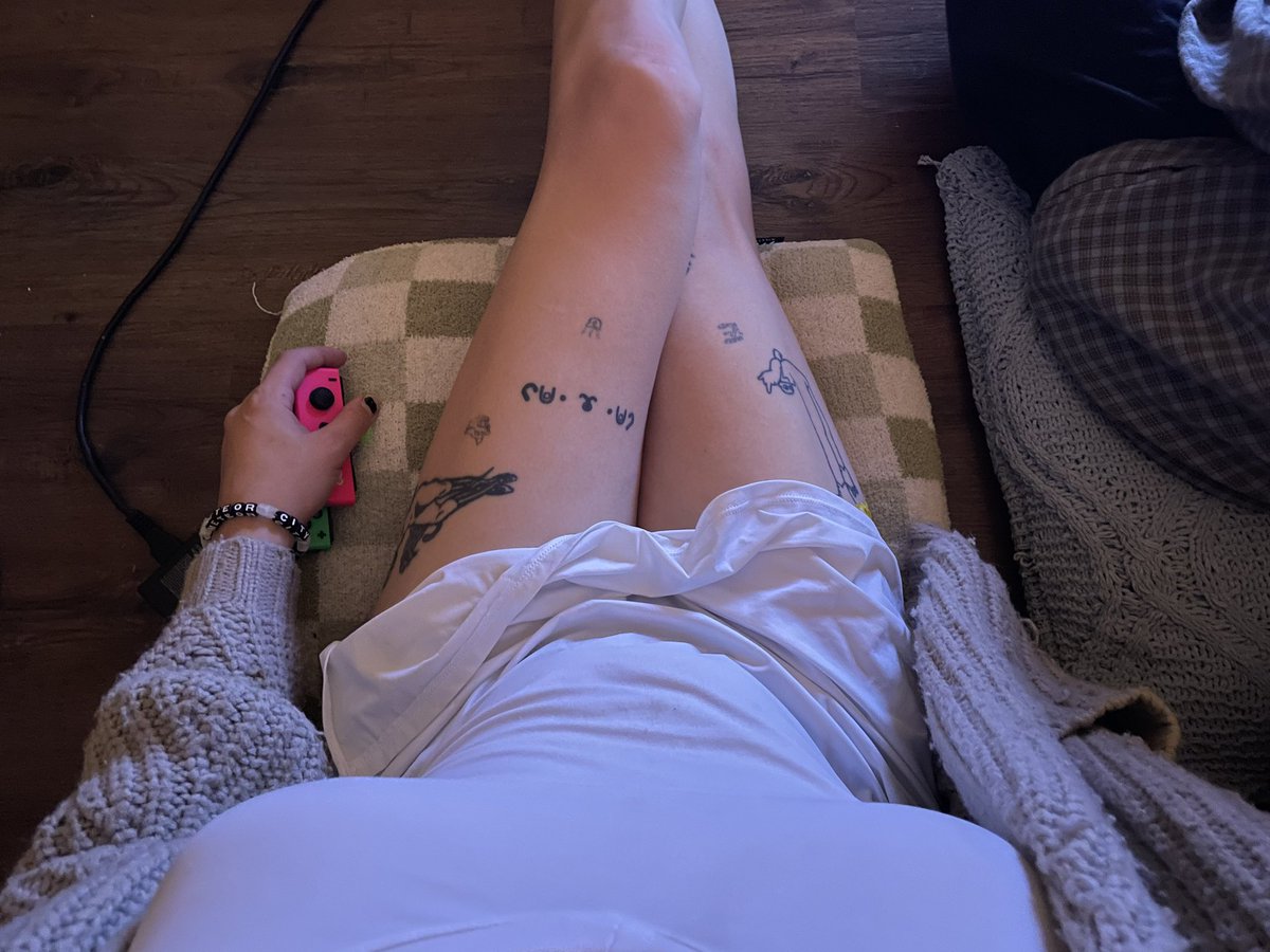 Babybloodbjorn tweet media