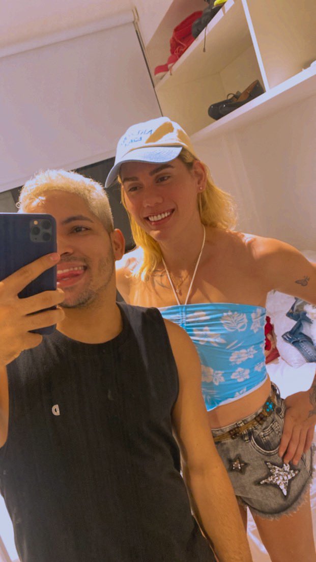 kayroalmeida_'s tweet photo. A maior da turma, não tem jeito 💁🏼‍♂️ https://t.co/kgfJUcm65N
