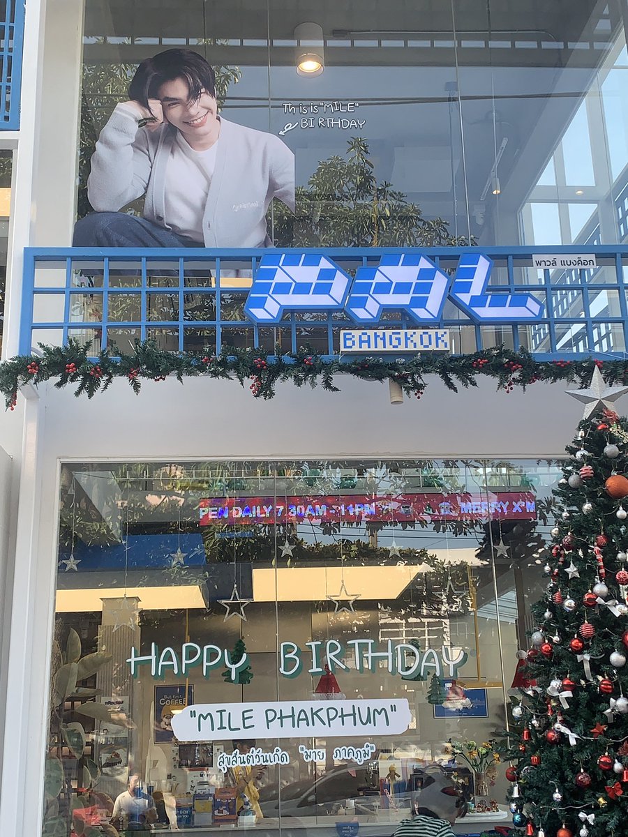 milephak_family's tweet photo. พร้อมกันหรือยัง !!!

@milephakphum 
#MilePhakphum 
#GreenyRose 
#sMileCafe25 https://t.co/VvzYdqMLOP