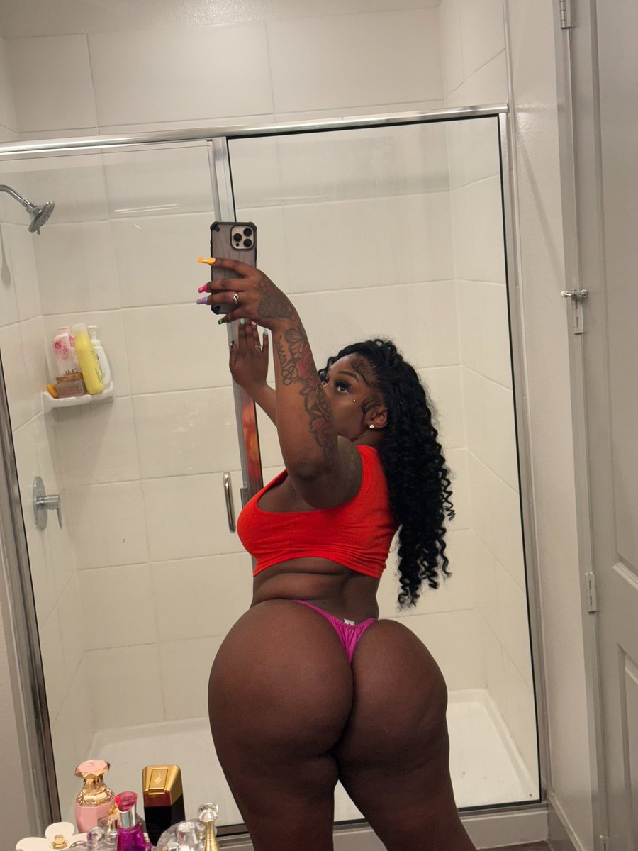 TiaraNicoleXXX's tweet photo. Shhhhaaaatttt 🤫 https://t.co/jALdjIXT3F