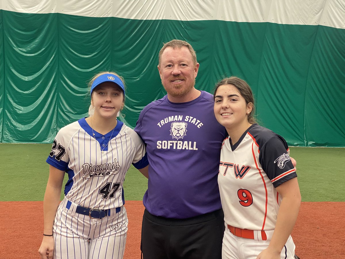 LilahCorrell's tweet photo. Great start to 2025 at the Dobbins Softball Consulting & Development Midwest Collegiate Winter Instructional and Exposure Clinic! I loved my time chatting with all the Coaches! The clinic was fun, fast paced and very informative. I look forward to attending more university camps in the future. @LeightonColley 
#DobbinsSoftball #DeckerSports #wascoproud @WD16uJH @WascoDiamonds @CCSJSOFTBALL @AshlandUSball @elister22 @CapUSoftball @CoachFerrill @AnnikaGels @QUHawksSB @LewisSoftball @tfost00 @BabinskiSteve
