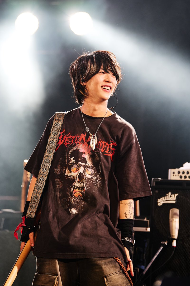 Novelbright_jp's tweet photo. Ba.圭吾 01.04 Happy Birthday🎉🎁🎂 https://t.co/1vfwLNOt8x