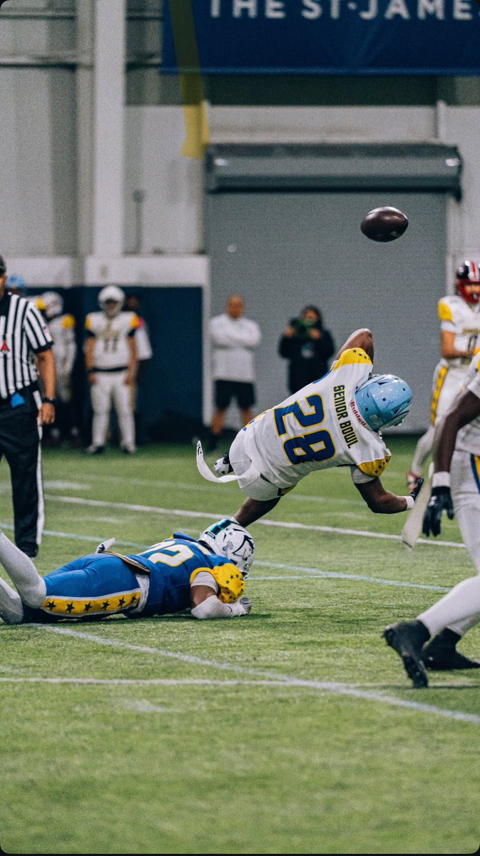 Kariq Waters (@kariq_waters) on Twitter photo Blessed to be able to represent Virginia in the stjames senior. Even though we couldn’t get the win I’m greatful for the opportunity.
Stats
1 forced fumble for a turnover
7 tackles
2 tfls
<a href="/CoachP_eterson/">Coach P 🍎🏈📚🎓CoachesHelpingCoaches</a> Blessed to be able to represent Virginia in the stjames senior. Even though we couldn’t get the win I’m greatful for the opportunity.
Stats
1 forced fumble for a turnover
7 tackles
2 tfls
<a href="/CoachP_eterson/">Coach P 🍎🏈📚🎓CoachesHelpingCoaches</a>