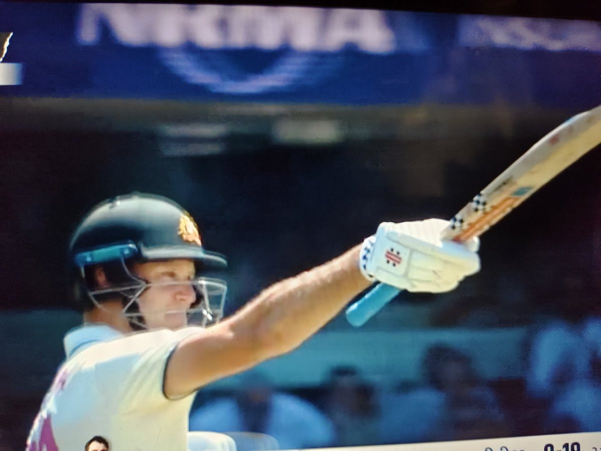 imSambitNayak's tweet photo. Great day to watch #INDvsAUS , glad to see the debutant Webster at 52 not out👏&amp; Prasidh getting Smith on the 1st bowl of the spell👏we should appreciate every player trying to do their best,though sad for Rohit not playing then too Great Match💥

#AUSvIND #ViratKohli𓃵 #Cricket https://t.co/J1czKPVSWb
