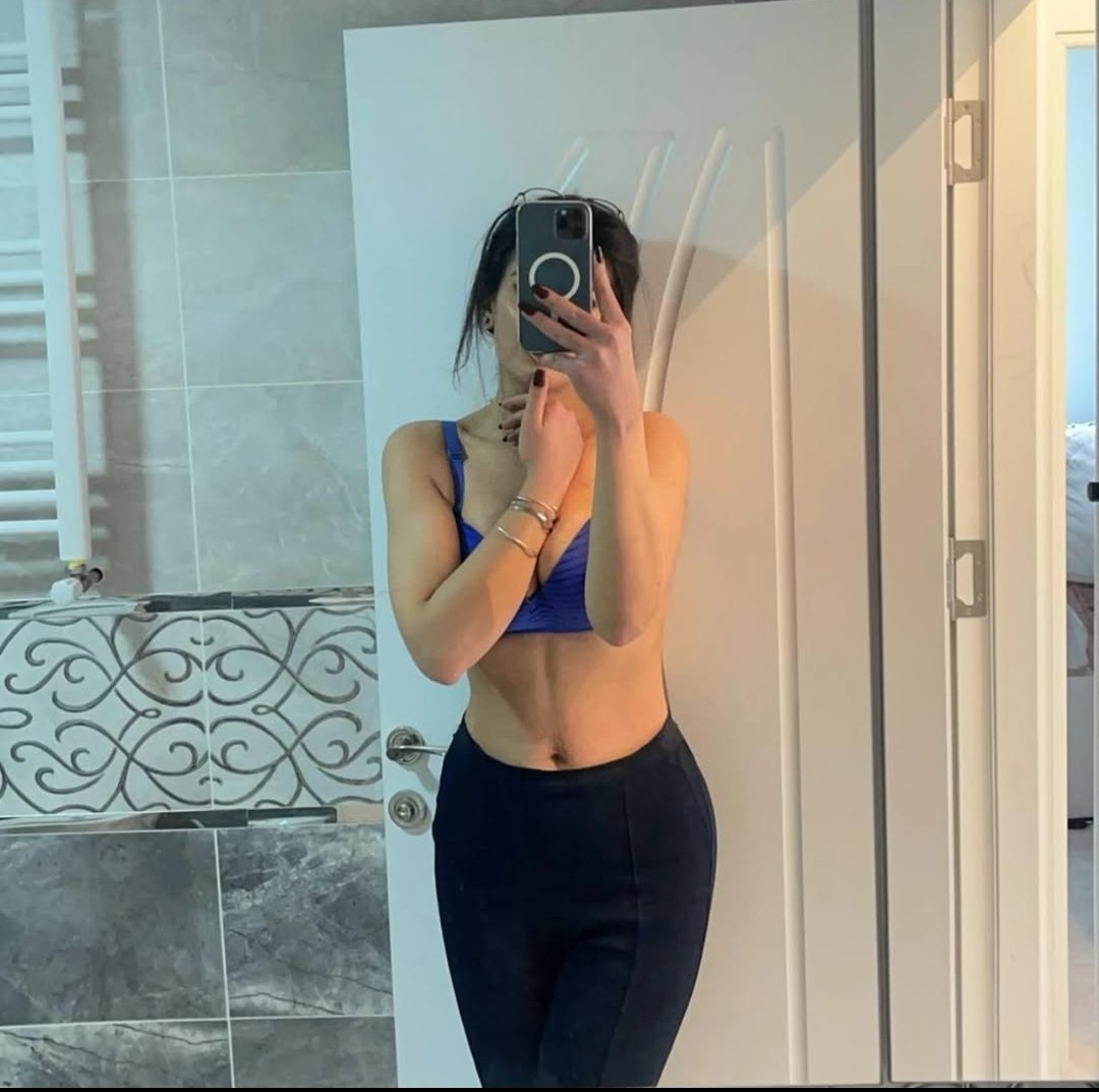 Show ve Videolarım için whatsapptan bekliyorum profilimde numaram 💜 💜 
 
#zelena #INDvsAUS